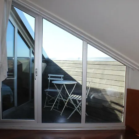 A Casa Rosa- ático En El Centro De Vigo