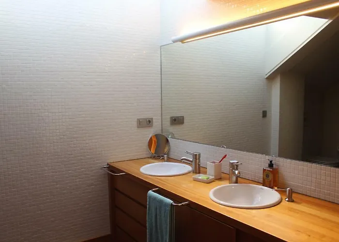 A Casa Rosa- Atico En El Centro De Apartmán Vigo